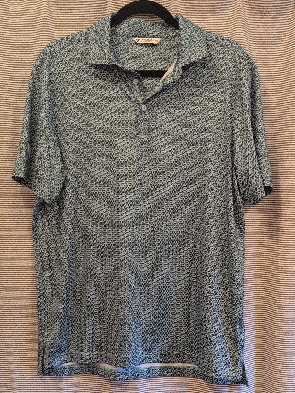 Light Blue Geometric Print Men’s Golf Polo Shirt
